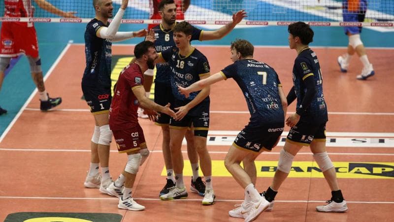 Volley, Monza e Milano sorprendono Civitanova e Piacenza e volano in semifinali