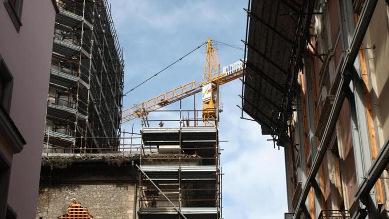 Superbonus, Forza Italia: “Sì a sconto in fattura per onlus e case popolari”. Stop per le Cilas senza lavori