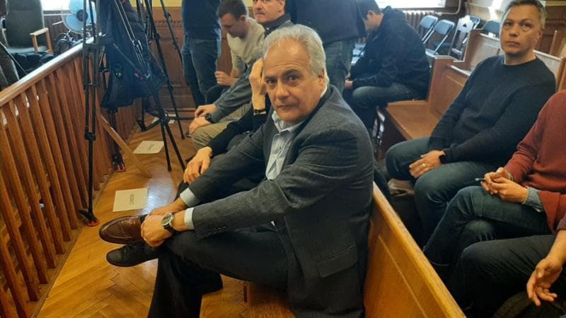 La risposta di Roberto Salis: “Mia figlia è migliore di me, pronta a finire in catene per difendere i suoi ideali”
