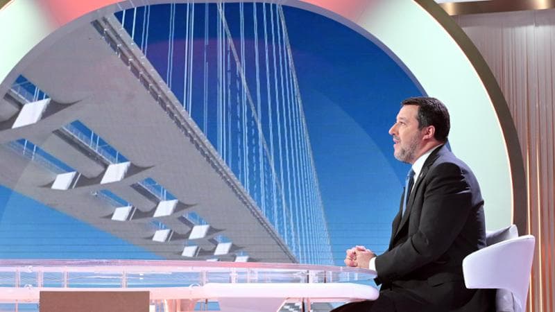 Ponte di Messina, Salvini ha fretta in vista delle Europee: avviati gli espropri per 450 abitazioni in attesa delle autorizzazioni al progetto