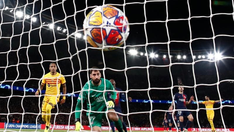 Raphinha è il vero Mbappé: Barça batte in trasferta il Psg (3-2) e ipoteca la semifinale
