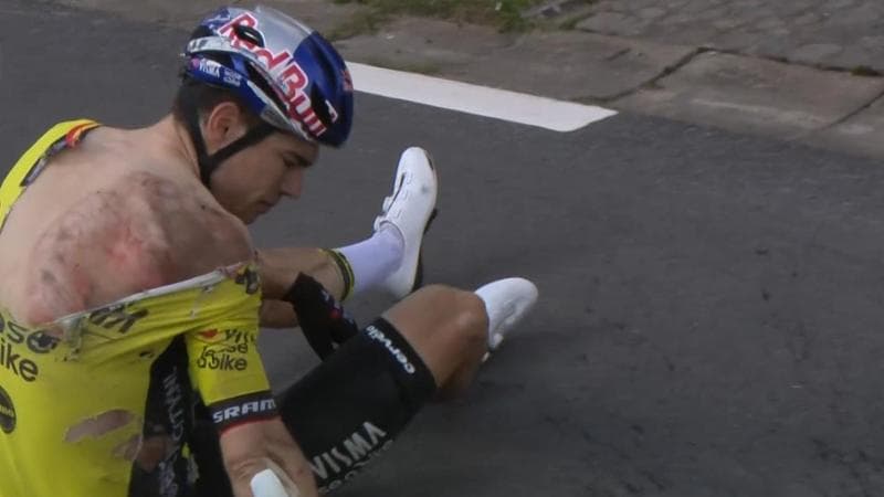 Van Aert rinuncia ufficialmente al Giro d’Italia: “Fatico ad allenarmi”