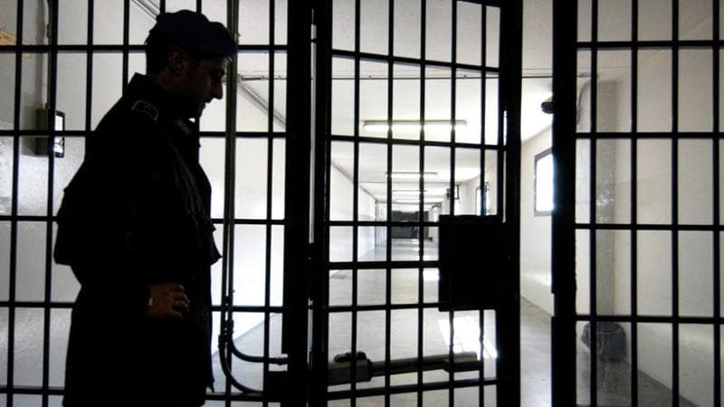 Toghe | Le carceri scoppiano, ma la liberazione anticipata è ancora ferma alle audizioni