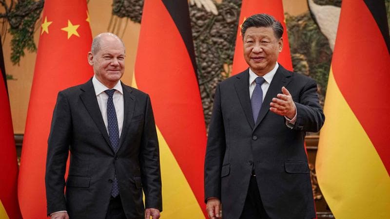 Il presidente cinese Xi Jinping e il cancelliere tedesco Olaf Scholz