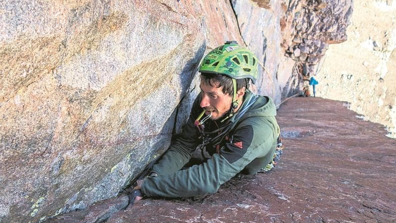 Matteo Della Bordella durante le imprese al Cerro Torre