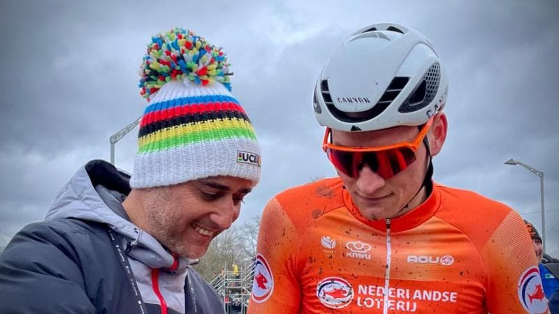 Luca Massa con Mathieu Van der Poel