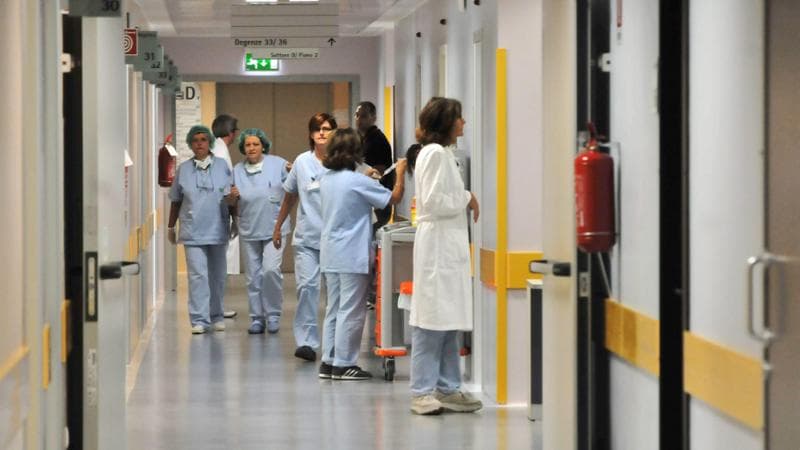 Il business dei pronto soccorso privati. “Sfruttano le debolezze del servizio pubblico per fare soldi”