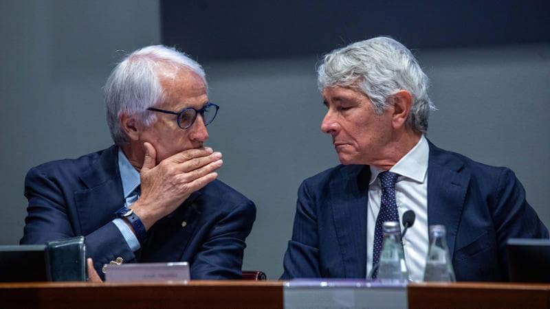Giovanni Malagò (a sinistra) con il ministro per lo Sport Andrea Abodi
