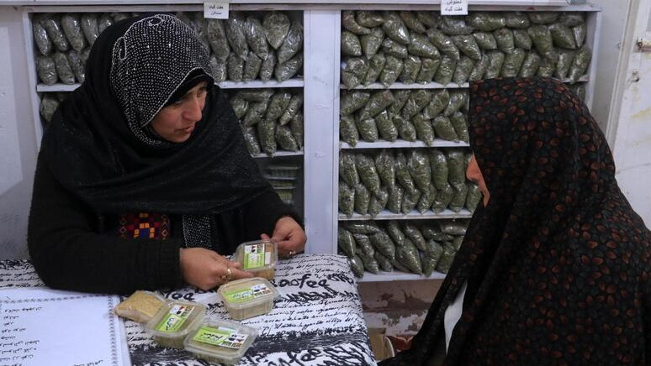 Afganistan: Sürekli sınırlamalar ve engellerin ortasında, ülkedeki kadın girişimciler büyük bir azim ve direnme yeteneği gösteriyor