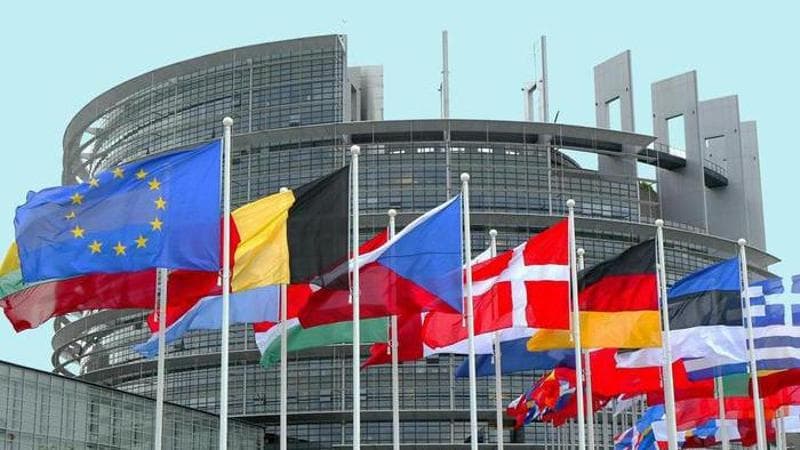 Bruxelles avverte l’Italia sul Pnrr “Troppi progetti rinviati al 2026”
