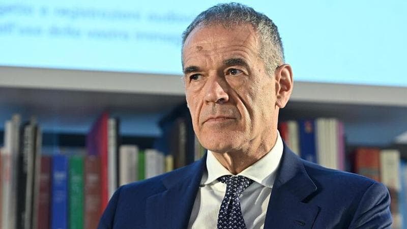 Europee, Cottarelli endorsa Calenda: “Sostengo la lista ‘Siamo europei’ per rafforzare l’Ue”