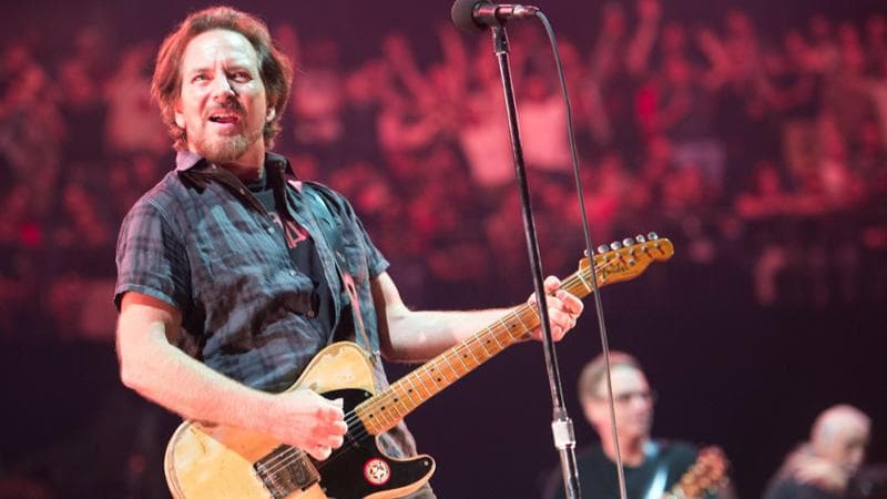 Eddie Vedder attacca Trump: “È un uomo disperato”