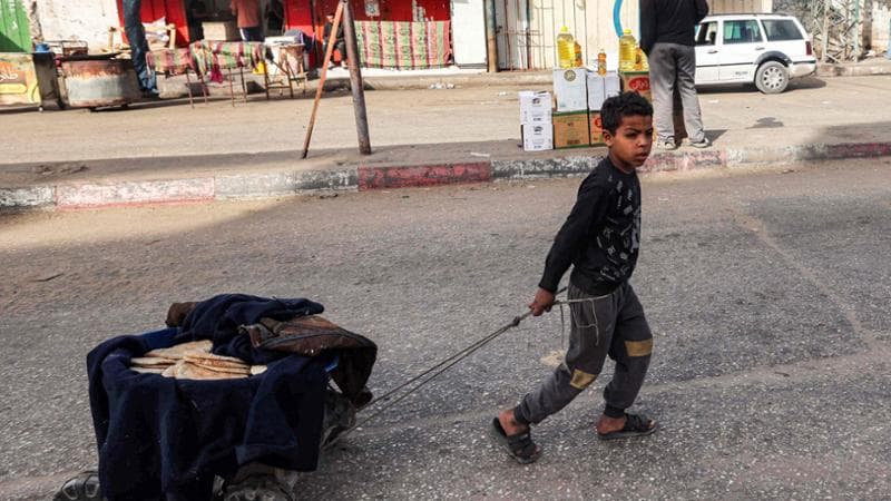 Il destino di Gaza è una strada che divide in due la Striscia