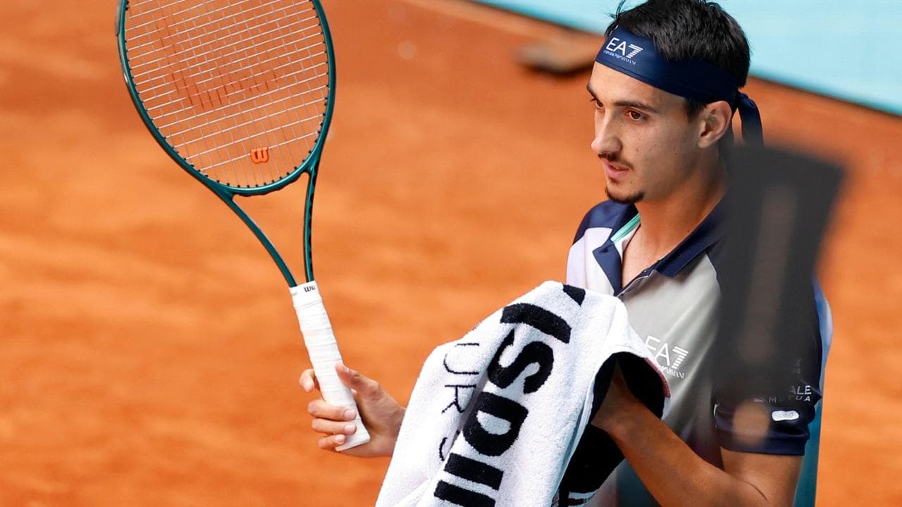 Lorenzo Sonego sul 3-0 nel primo set