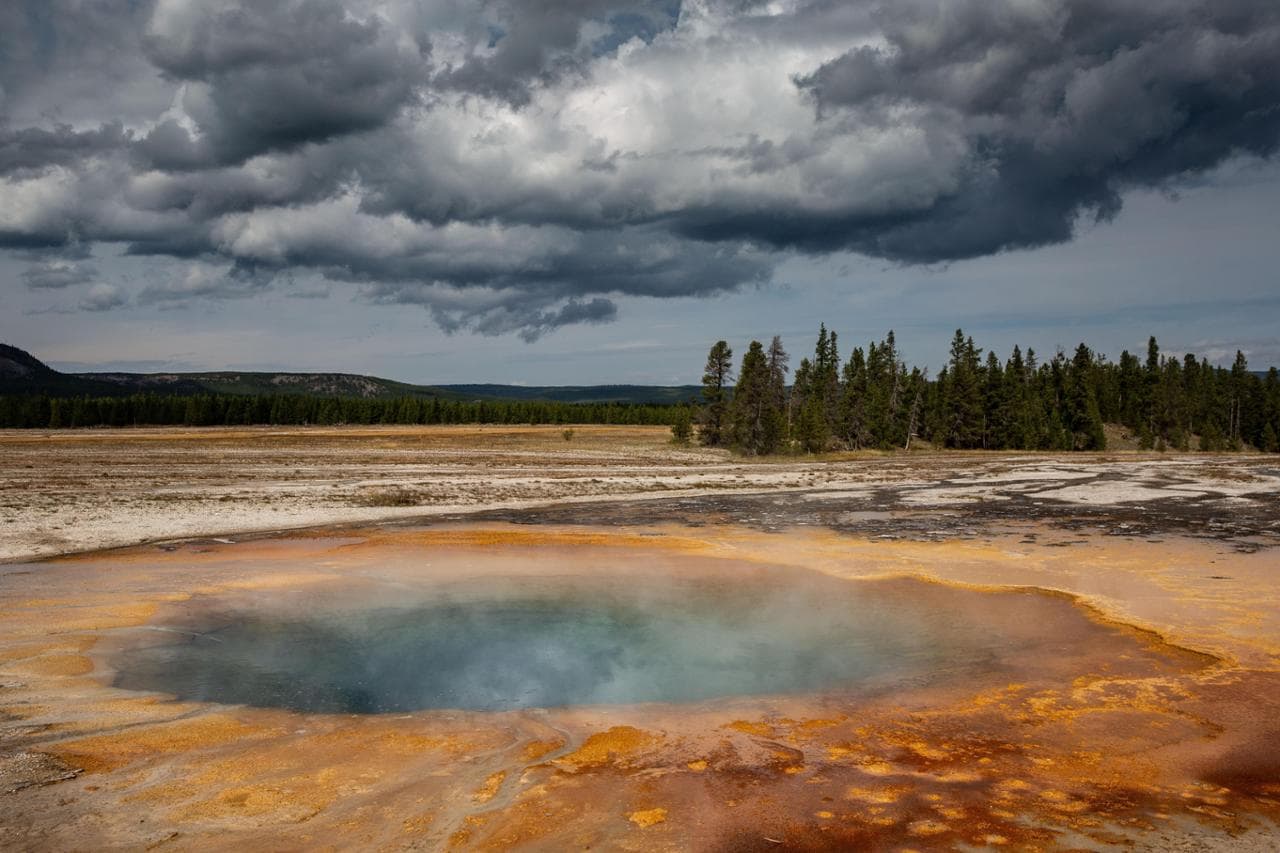 La Great Prismatic Spring, uno dei punti panoramici-icona di Yellowstone (George Rose)