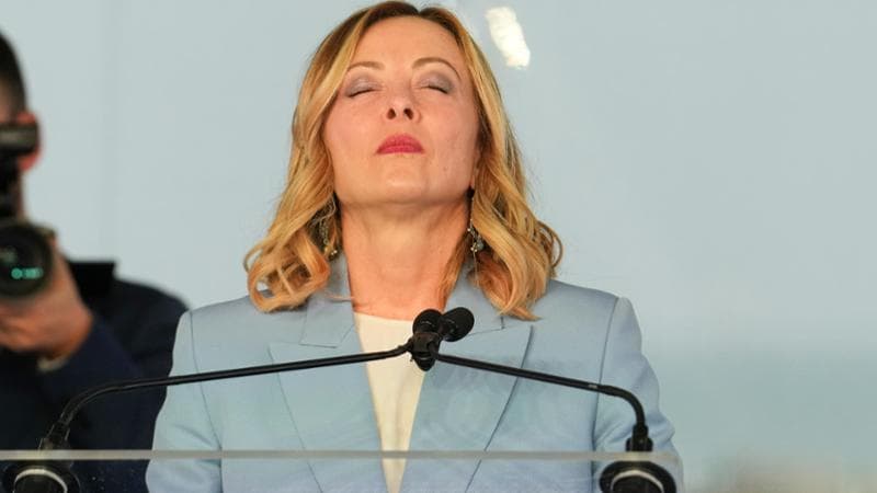Salta il bonus tredicesima. Solo a gennaio 100 euro ai dipendenti con redditi fino a 28 mila euro