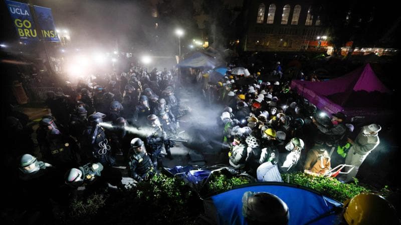 La rivolta nelle università: 130 arresti in California. Biden: “No antisemitismo”