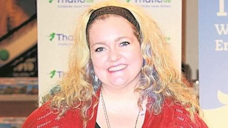 Colleen Hoover