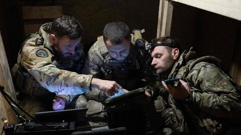 Kiev, l’allarme dell’intelligence: “Stiamo perdendo sul campo. E i russi possono conquistare i Baltici in sette giorni”
