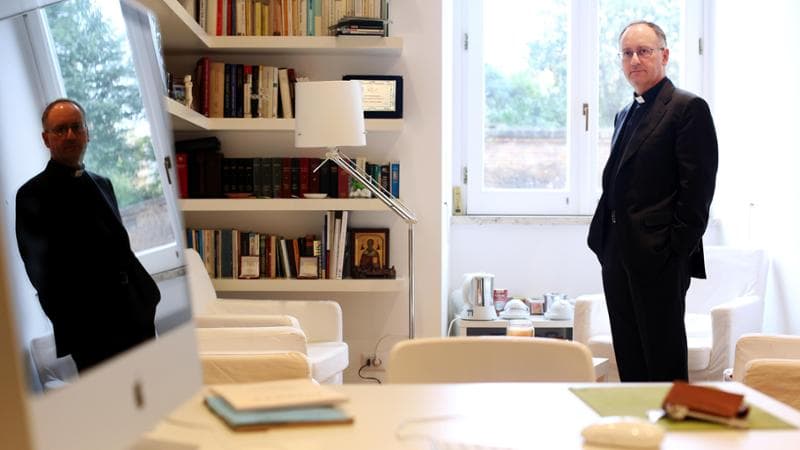 Antonio Spadaro, 57 anni, è sottosegretario al Dicastero della Cultura del Vaticano. Ha diretto La Civiltà Cattolica. Per La nave di Teseo è da poco uscito  "Dialoghi sulla fede", libro-intervista con Martin Scorsese. Getty Images