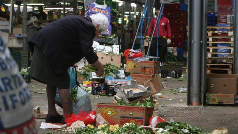 Istat, 13 milioni a rischio povertà. Calo rispetto al 2022. Ma aumenta la quota di chi è in grave difficoltà