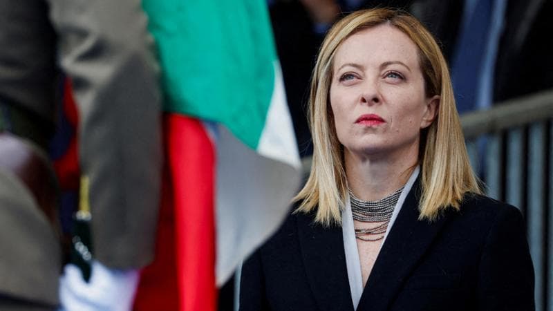 Premierato, Meloni cala l’asso in campagna elettorale: il convegno alla Camera anche con Angelucci jr. Il nodo del ballottaggio
