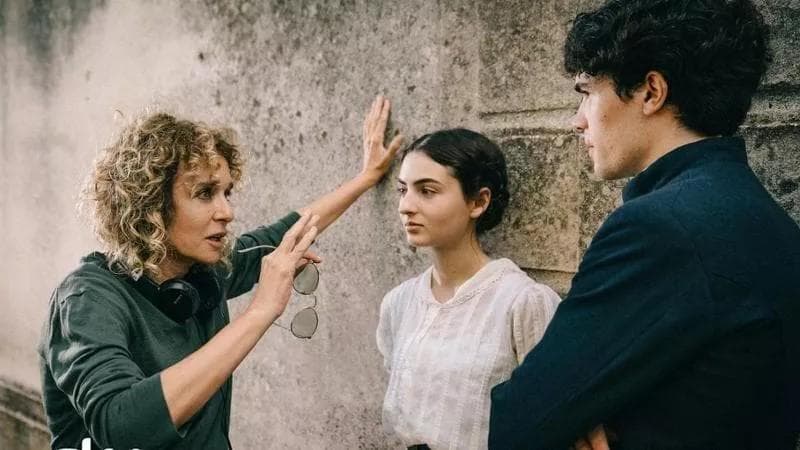 Valeria Golino sul set di 'L'arte della gioia'