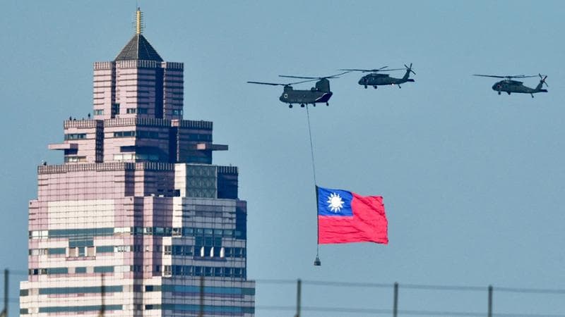 Taiwan, la Difesa: “45 aerei cinesi intorno all'isola”