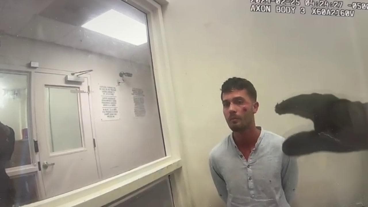 Matteo Falcinelli, nuovo video dalla cella di Miami: "Guardami bene in faccia perché vi porterò tutti in tribunale"