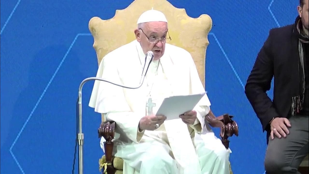 Papa Francesco: "Le donne non devono essere costrette a scegliere tra figli e lavoro"