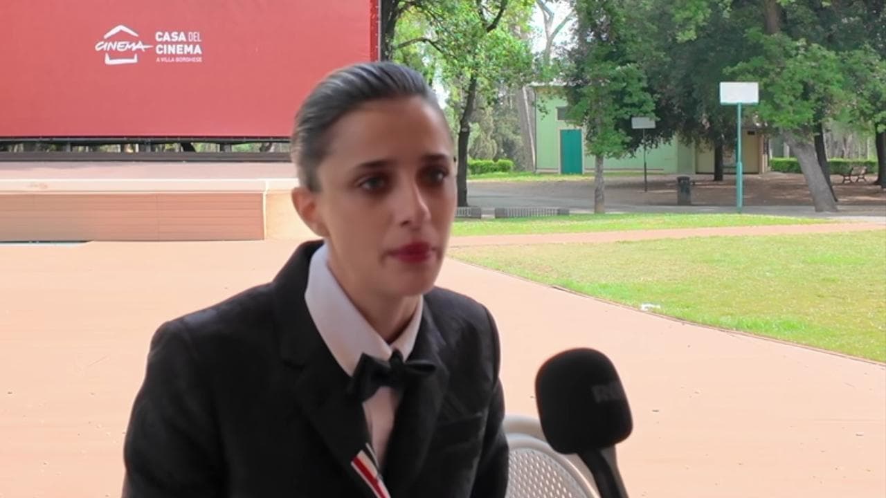 Benedetta Porcaroli: "Credo nel libero arbitrio delle donne, sull'aborto non si torna indietro. L'amore è la parte più importante della mia vita"