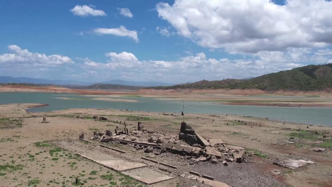 Filippine, il grande caldo riporta alla luce una città di 300 anni fa