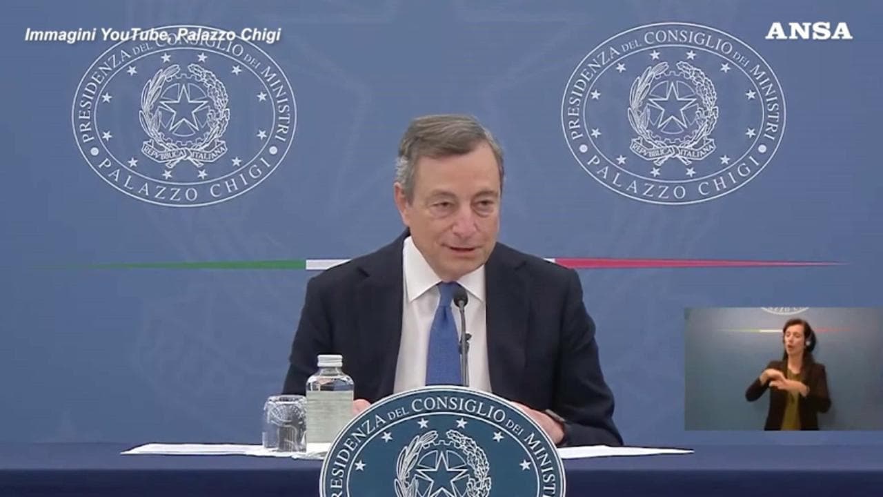 Governo, Draghi: "Finora mantenuto gli impegni, non seguo il calendario elettorale"