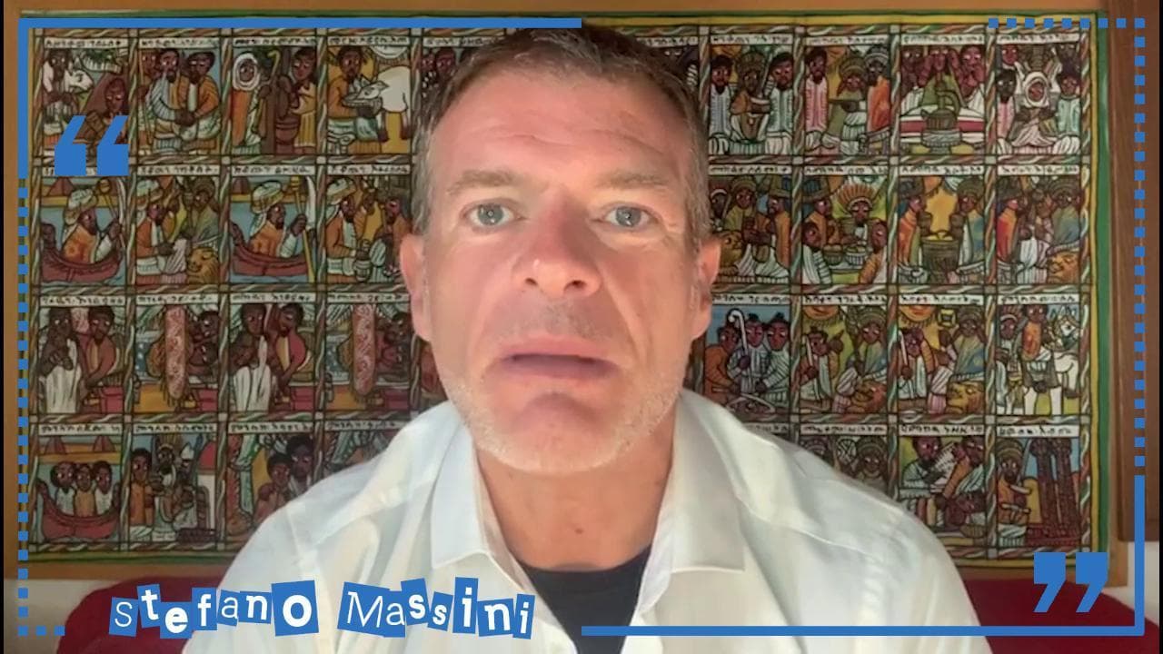 Stefano Massini, "Parole in corso": Nascere con la camicia