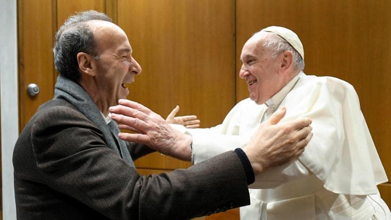 Benigni alla Giornata mondiale dei bambini del Papa. All’Olimpico Francesco con 70mila bimbi