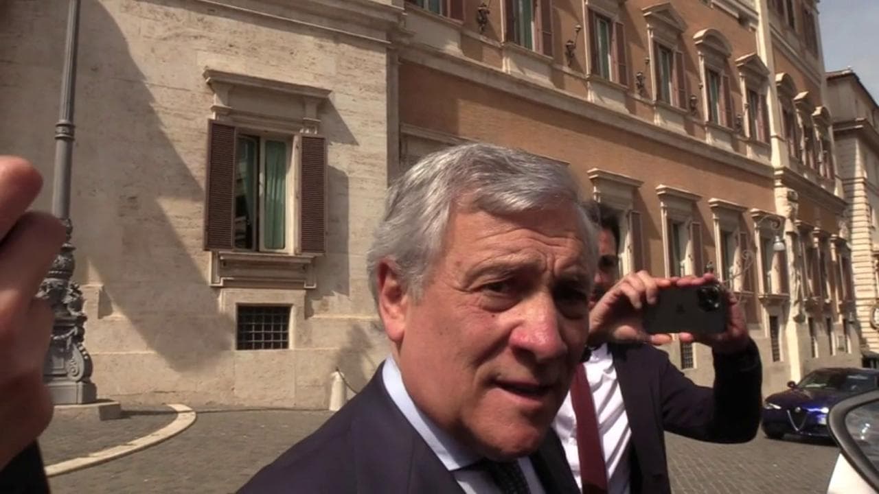 Salis ai domiciliari, Tajani: "È una buona notizia, lavorando sottotraccia si ottengono risultati"