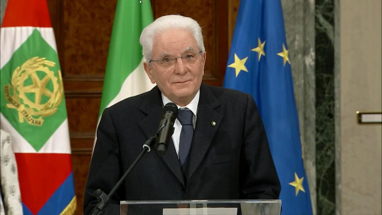 Quirinale, il discorso di Mattarella dopo la rielezione: "Grazie per fiducia, accetto per responsabilità"