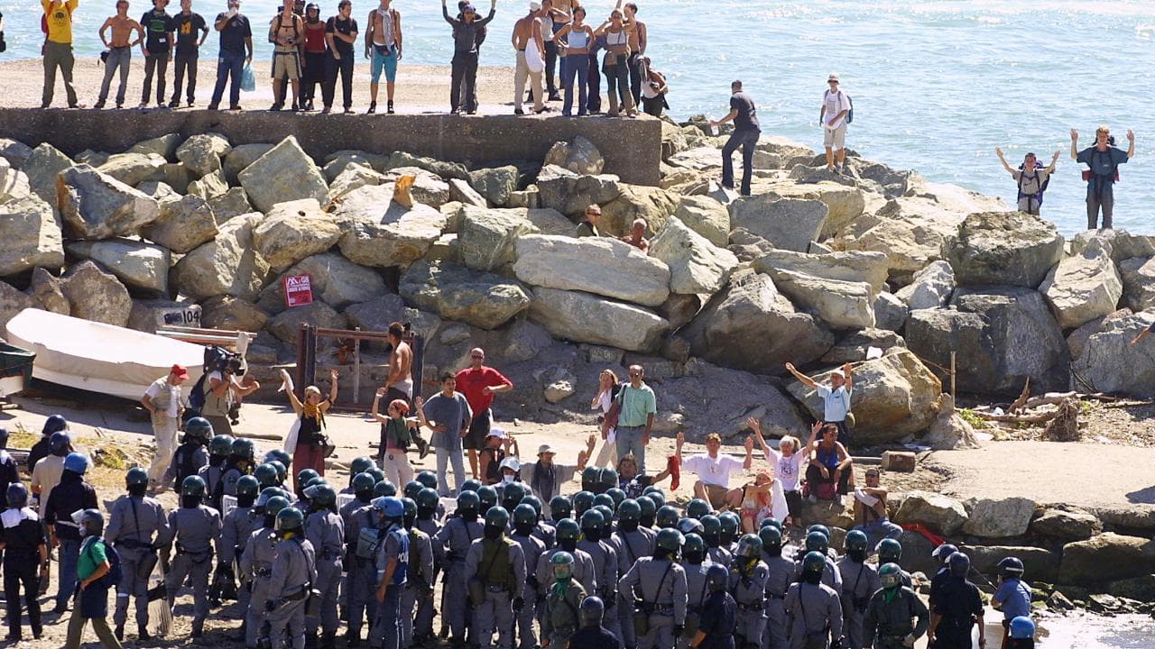 Il paradosso dell'ultimo grande corteo: quelle idee "bastonate" nel 2001, attuali nel 2021