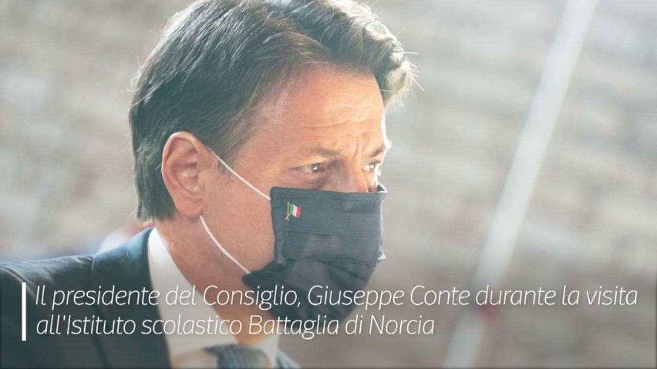 Recovery Fund, Conte agli studenti: "Se perdiamo questa sfida mandateci a casa"