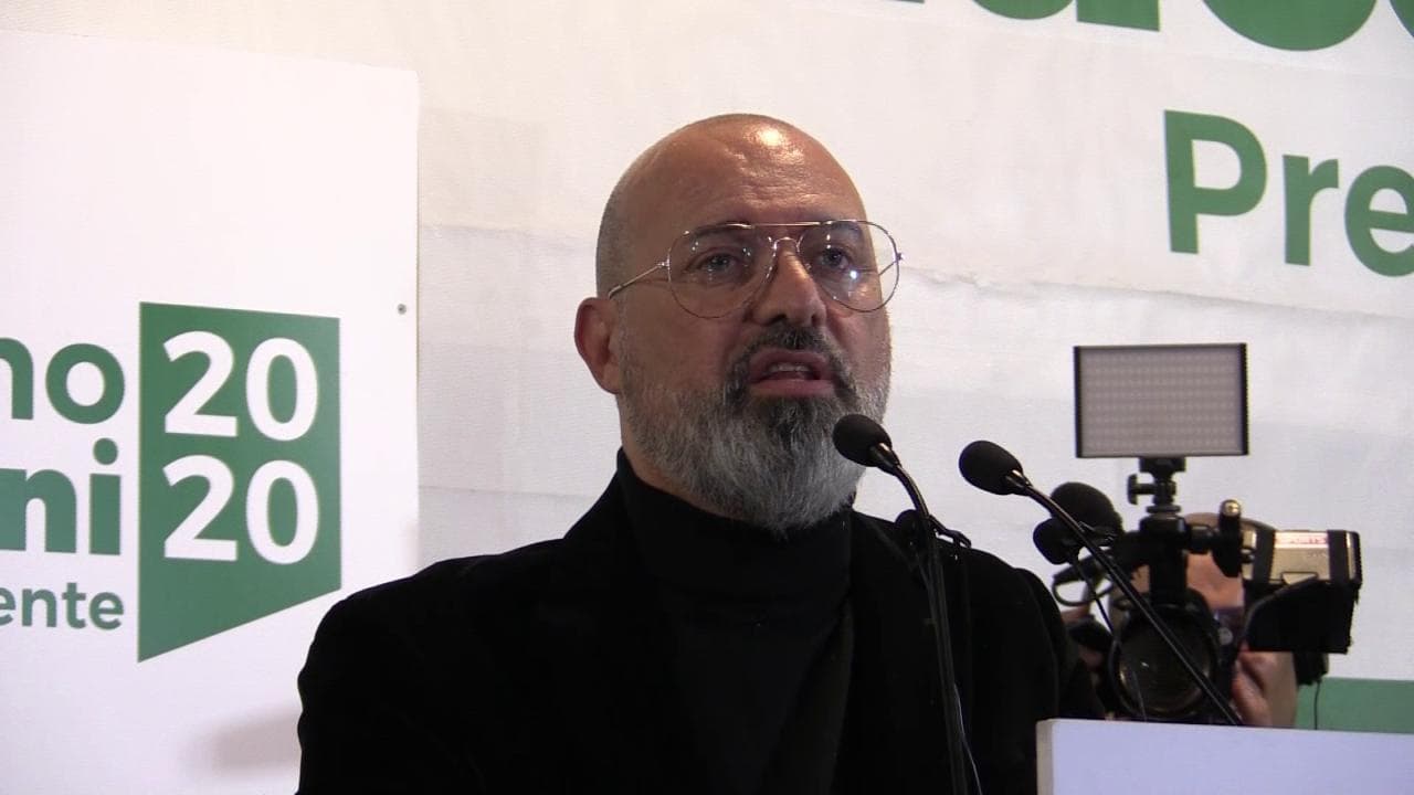 Elezioni regionali 2020, la festa per Bonaccini: "L'arroganza e il suonare ai campanelli non hanno pagato"