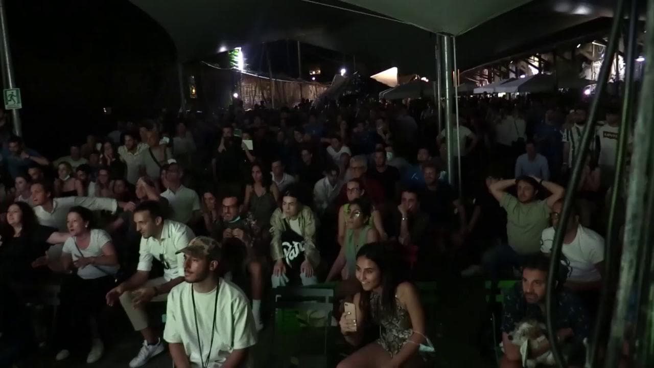 Euro2020, l'Italia vola in finale e a Milano esplode la festa in piazza Duomo