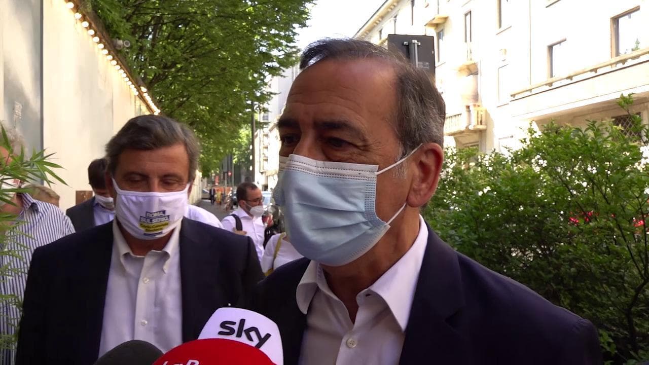 Euro2020, Beppe Sala: "Inginocchiarsi? Calciatori dovrebbero prendere una posizione"