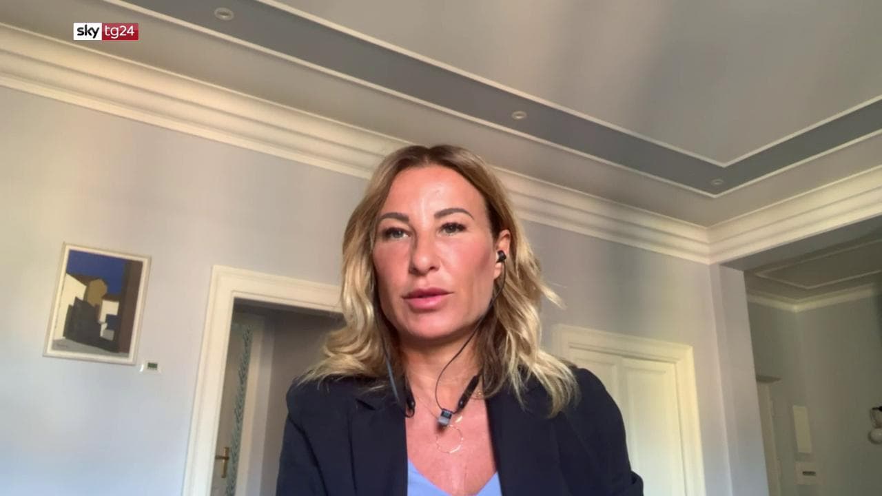 Vaccini, direttrice medico Pfizer Italia: "Possibile pillola anti-covid per il prossimo anno"