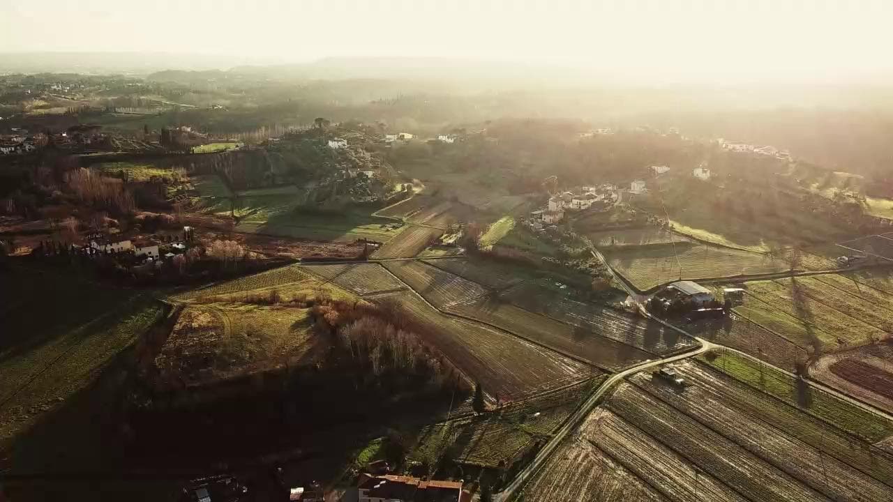 Italia da scoprire, la Val d'Orcia tra i giardini all'italiana e le terme all'aperto di Bagno Vignoni