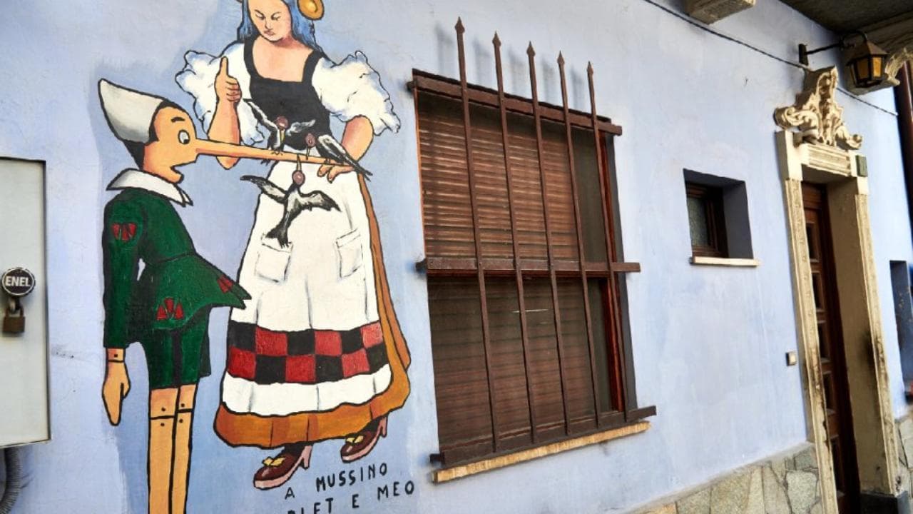 L'Italia da Scoprire: Vernante, il paese dove Pinocchio si 'legge' sui muri