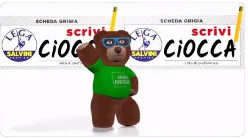 Bandecchi rap, i palleggi di Conte e Renzi, l’orsetto, la candidata che insegue il bus: spot per le Europee tra ironia e cadute di stile