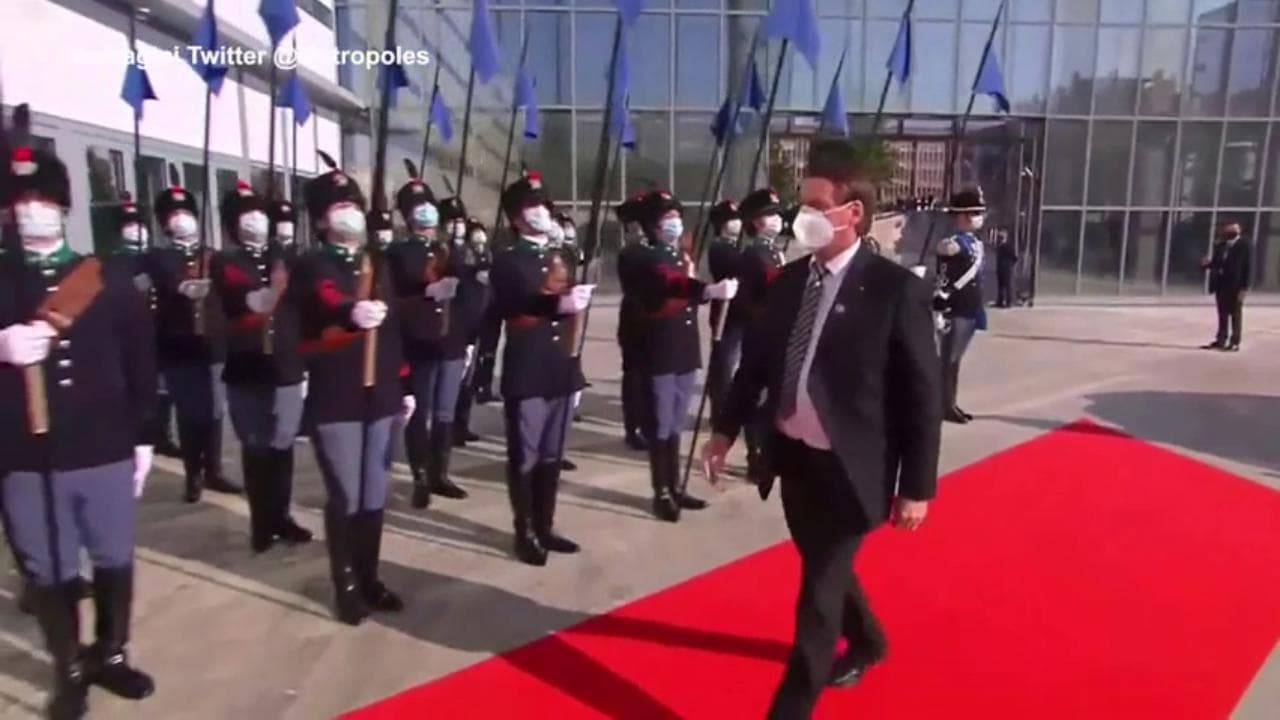 G20, Bolsonaro arriva alla Nuvola e incontra il premier Draghi
