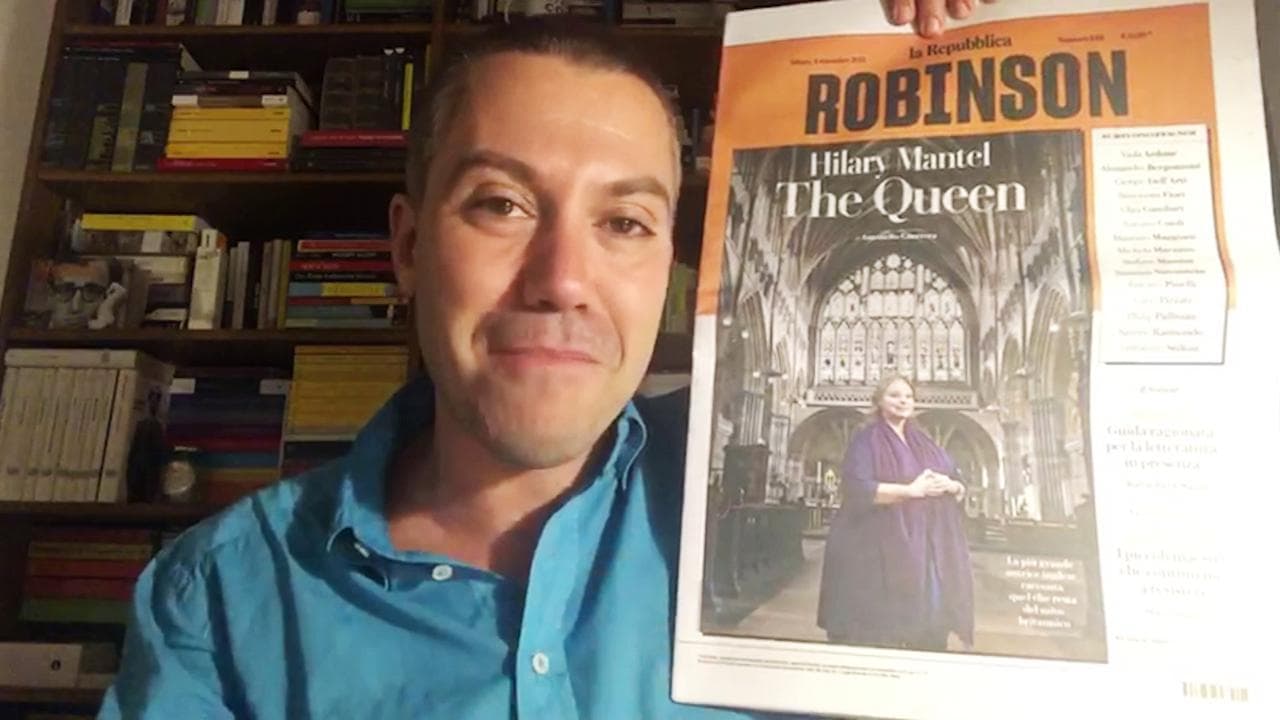 Robinson, l'ironia di Saverio Raimondo: "La carta del nuovo numero perfetta per gli aeroplanini"