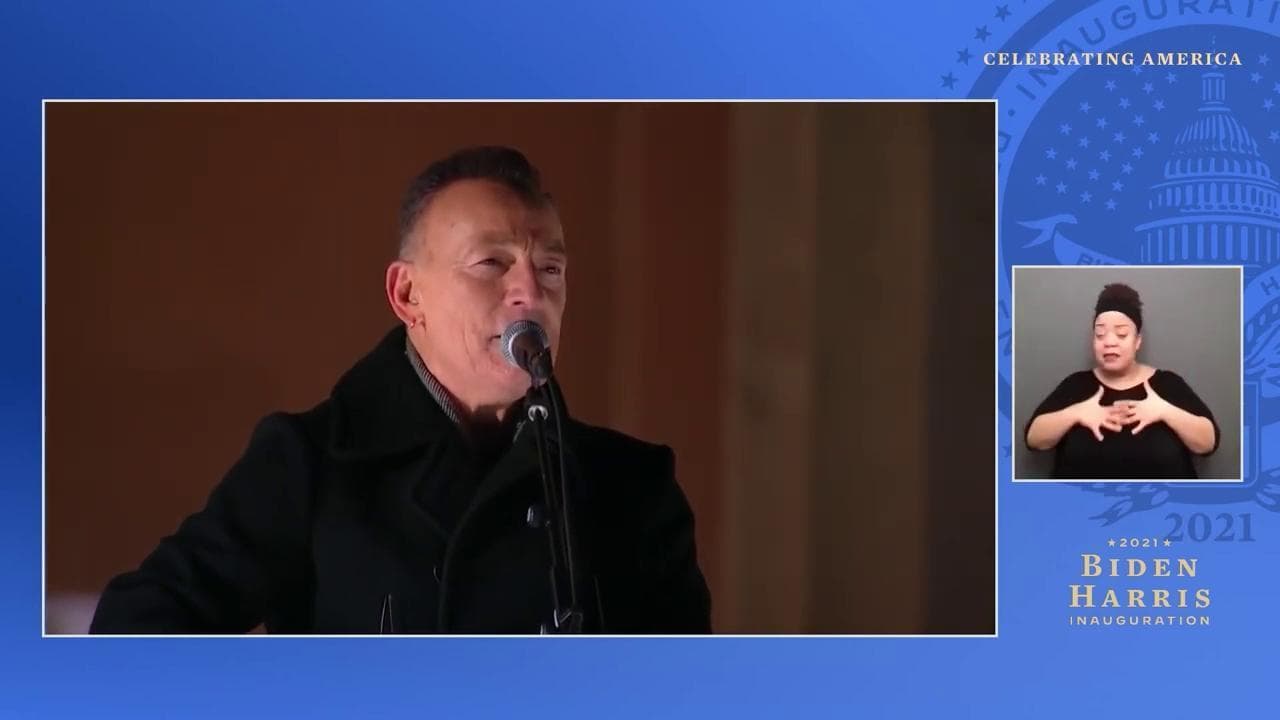 Inauguration Day, Bruce Springsteen canta per Biden sulla scalinata del Lincoln Memorial: "Land of Hope and Dreams"