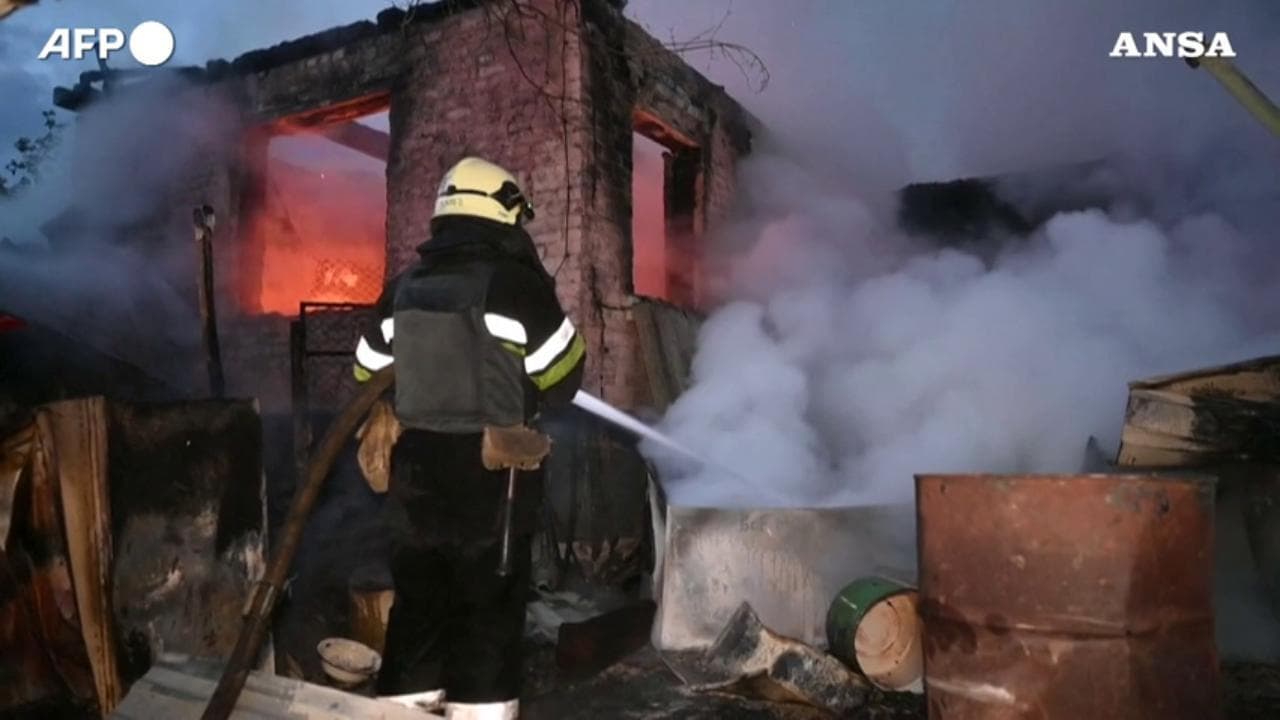 Ucraina, raid russo su Kharkiv: almeno sette i feriti